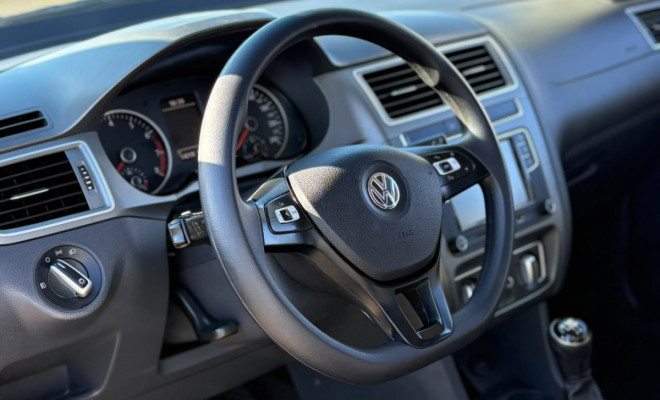 VW - VolksWagen Fox Connect 1.6 Flex 8V 5p 2019 Flex-6