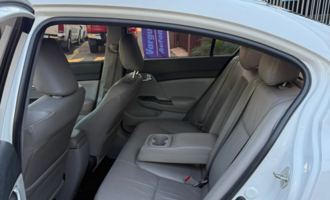 Honda Civic Sedan LXR 2.0 Flexone 16V Aut. 4p 2016 Flex-11