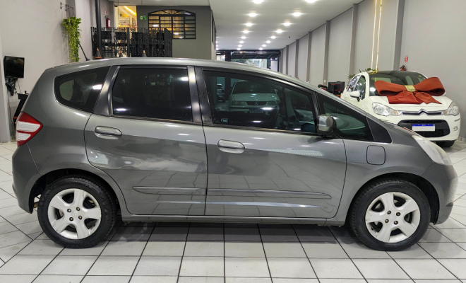 Honda Fit LX 1.4/ 1.4 Flex 8V/16V 5p Aut. 2010 Flex-6
