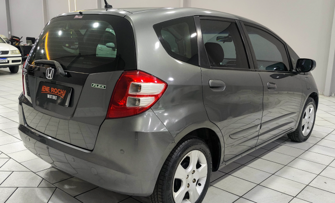Honda Fit LX 1.4/ 1.4 Flex 8V/16V 5p Aut. 2010 Flex-5