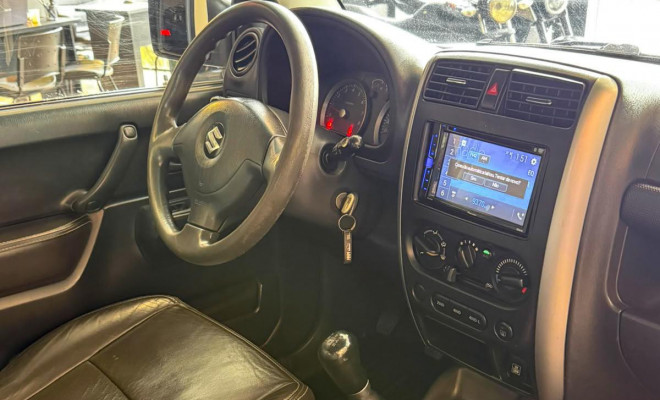 Suzuki Jimny 4SUN 1.3 16V 2016 Gasolina-3