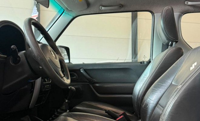 Suzuki Jimny 4SUN 1.3 16V 2016 Gasolina-6
