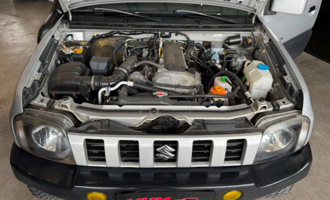 Suzuki Jimny 4SUN 1.3 16V 2016 Gasolina-5
