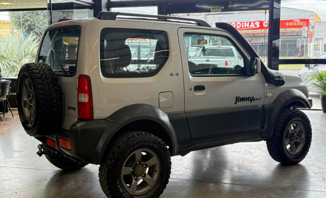 Suzuki Jimny 4SUN 1.3 16V 2016 Gasolina-1