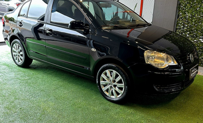 VW - Polo Sedan 1.6 Mi Total Flex 2009-0