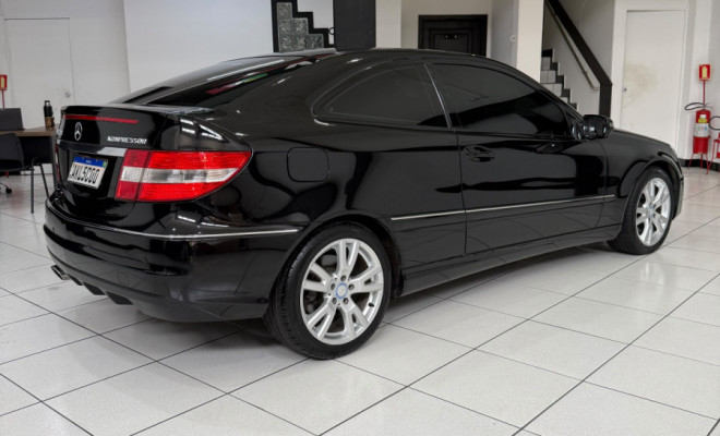 Mercedes-Benz CLC 200 Kompressor 1.8 184cv Aut. 2010 Gasolina-2