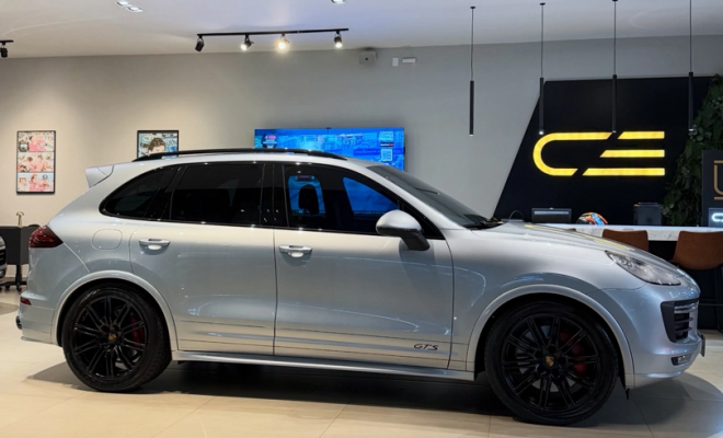 Porsche Cayenne GTS 3.6 Bi-Turbo 440cv 2016 Gasolina-3