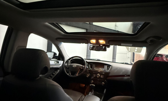Kia Motors CADENZA EX 3.5 V6 24V Aut. 2011 Gasolina-6
