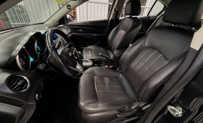 GM - Chevrolet CRUZE LT 1.8 16V FlexPower 4p Aut. 2013 Flex-7