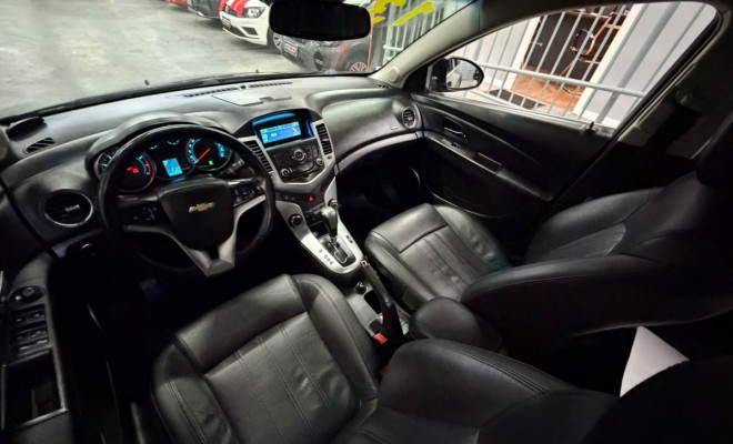 GM - Chevrolet CRUZE LT 1.8 16V FlexPower 4p Aut. 2013 Flex-5