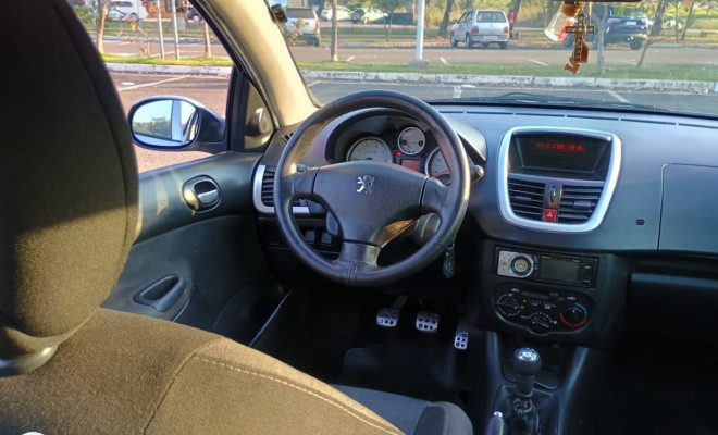 Peugeot 207 QUIKSILVER 1.4 Flex 8V 5p 2011 Flex-7
