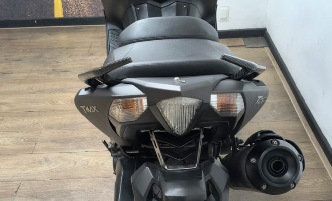 YAMAHA TMAX 530 2015 Gasolina-10