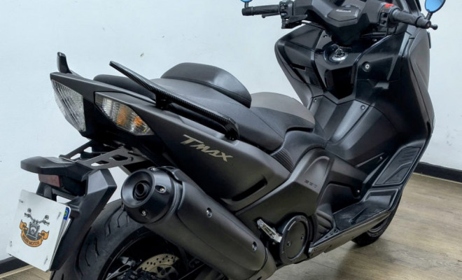 YAMAHA TMAX 530 2015 Gasolina-11