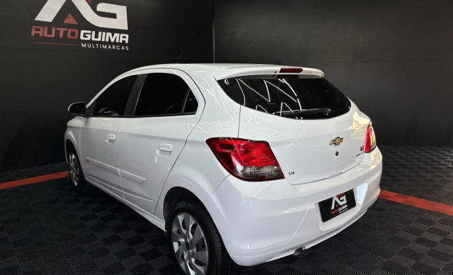 GM - Chevrolet ONIX HATCH LT 1.4 8V FlexPower 5p Aut. 2016 Flex-13