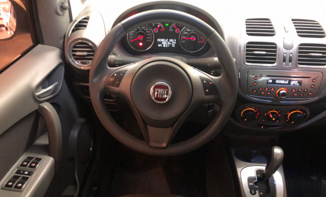 Fiat Grand Siena ESSENCE Dual. 1.6 Flex 16V 2013 Flex-6