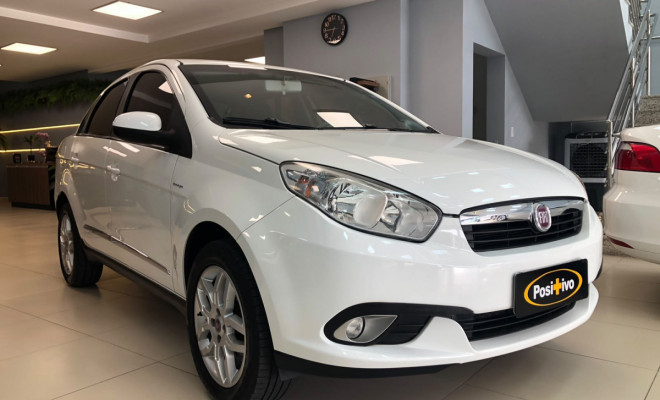 Fiat Grand Siena ESSENCE Dual. 1.6 Flex 16V 2013 Flex