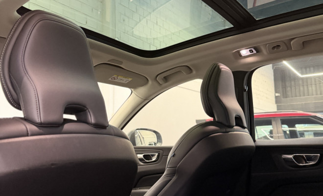 Volvo XC 60 T-8 INSCRIPTION 2.0 (Híbrido) 2021 Flex-9