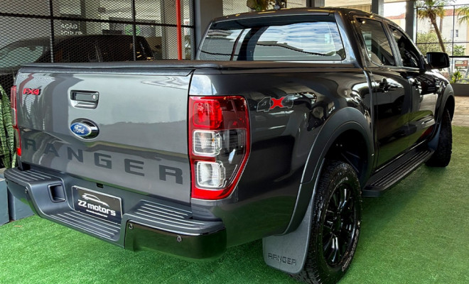 Ford Ranger FX4 3.2 20V 4x4 CD Diesel Aut. 2023-4