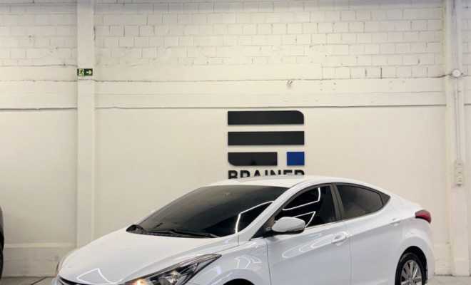 Hyundai Elantra GLS 2.0 16V Flex Aut. 2015 Flex