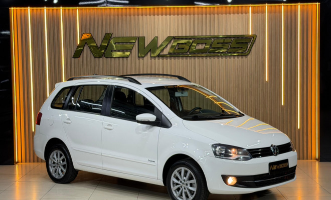 VW - VolksWagen SPACEFOX 1.6/ 1.6 Trend Total Flex 8V 5p 2014 Flex