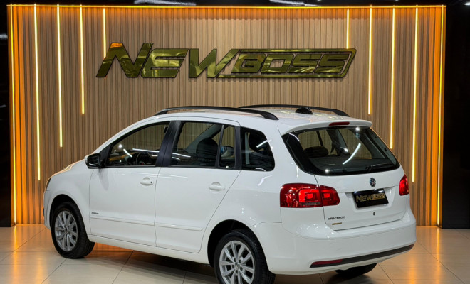 VW - VolksWagen SPACEFOX 1.6/ 1.6 Trend Total Flex 8V 5p 2014 Flex-2