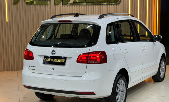 VW - VolksWagen SPACEFOX 1.6/ 1.6 Trend Total Flex 8V 5p 2014 Flex-4
