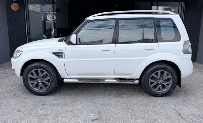 Mitsubishi Pajero TR4 2.0 Flex 16V 4X2 Aut. 2013 Flex-2