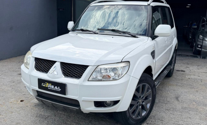 Mitsubishi Pajero TR4 2.0 Flex 16V 4X2 Aut. 2013 Flex