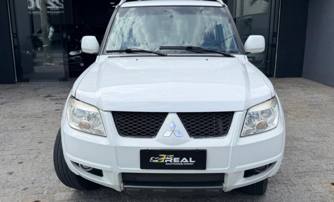 Mitsubishi Pajero TR4 2.0 Flex 16V 4X2 Aut. 2013 Flex-8
