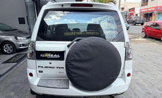 Mitsubishi Pajero TR4 2.0 Flex 16V 4X2 Aut. 2013 Flex-9
