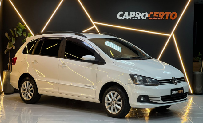 VW - VolksWagen SPACEFOX COMFORTLINE 1.6 2015 Flex  ÓTIMO PARA FAMILIA