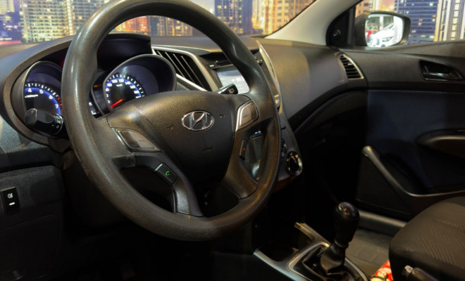 Hyundai HB20 Premium 1.6 Flex 16V Mec. 2013 Flex-8