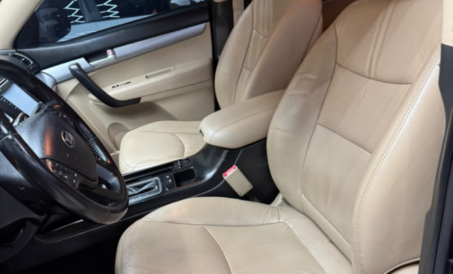 Kia Motors Sorento 2.4 16V 4x2 Aut. 2015 Gasolina-13