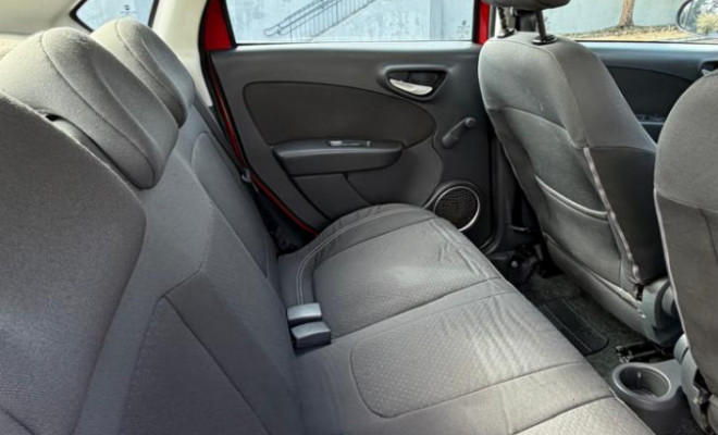 Fiat Grand Siena ATTRAC. 1.4 EVO F.Flex 8V 2015 Flex-5