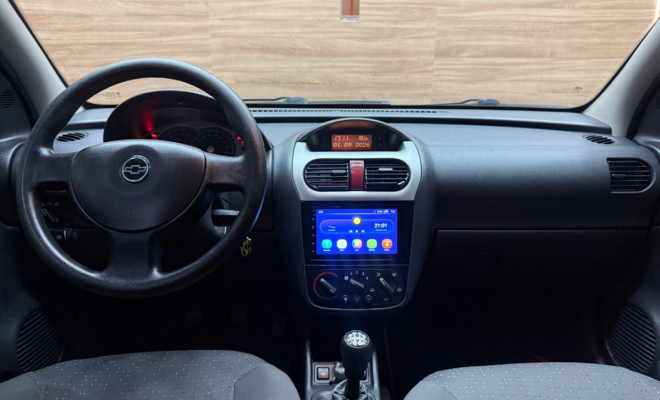 GM - Chevrolet Corsa Hat. Premium 1.4 8V ECONOFLEX 5p 2009 Flex-4