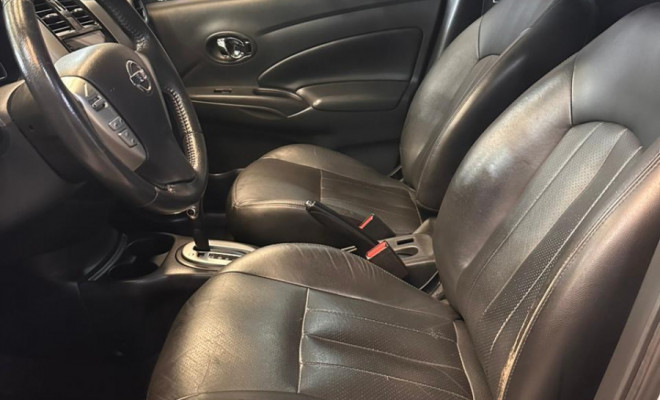 Nissan VERSA SL 1.6 16V FlexStart 4p Aut. 2017 Flex-6