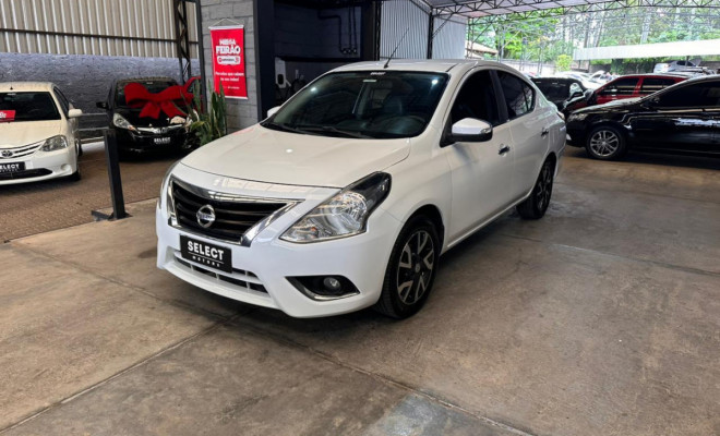 Nissan VERSA SL 1.6 16V FlexStart 4p Aut. 2017 Flex