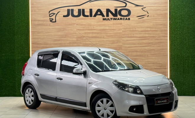 Renault SANDERO Expression Hi-Flex 1.6 8V 5p 2013 Flex