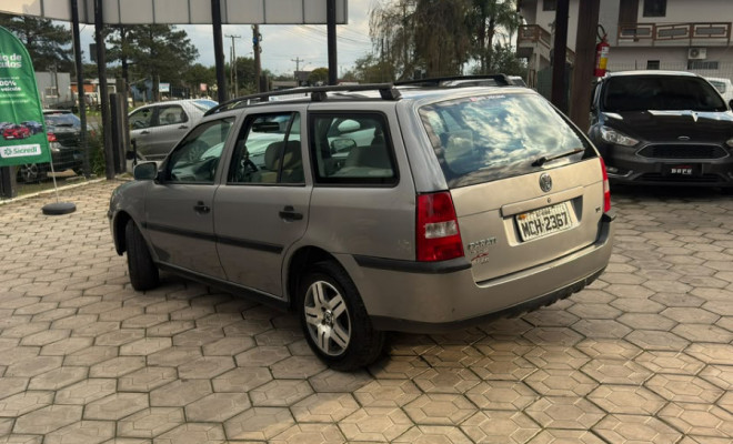VW - VolksWagen Parati 1.8 Mi Tour 8V 99cv 4p 2003 Gasolina-3