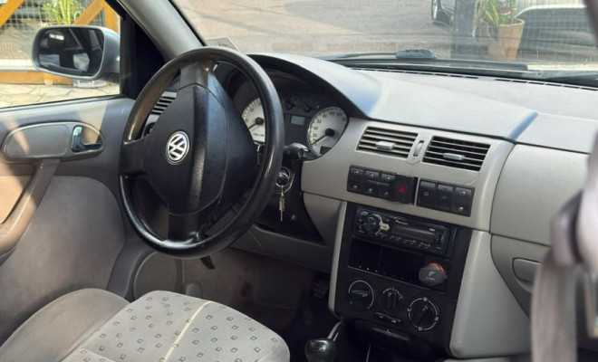 VW - VolksWagen Parati 1.8 Mi Tour 8V 99cv 4p 2003 Gasolina-4