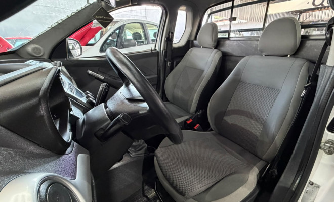 GM - Chevrolet MONTANA LS 1.4 ECONOFLEX 8V 2p 2014 Flex-7