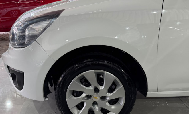 GM - Chevrolet MONTANA LS 1.4 ECONOFLEX 8V 2p 2014 Flex-8