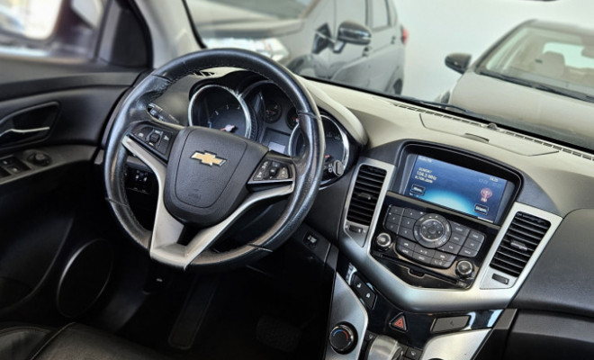 GM - Chevrolet CRUZE HB Sport LTZ 1.8 16V FlexP. 5p Aut 2012 Flex-5
