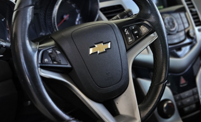 GM - Chevrolet CRUZE HB Sport LTZ 1.8 16V FlexP. 5p Aut 2012 Flex-4