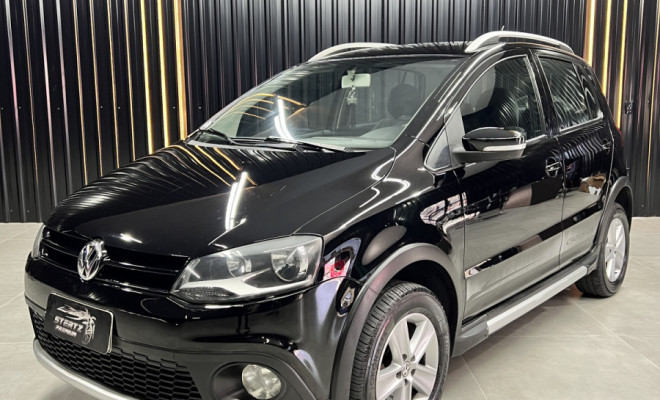 VW - VolksWagen CROSSFOX 1.6 Mi Total Flex 8V 5p 2011 Flex-12