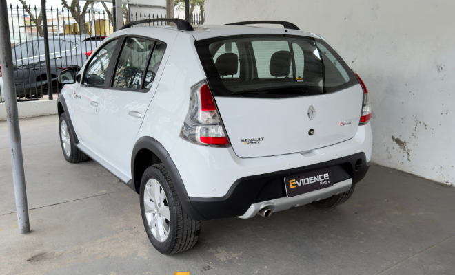 Renault SANDERO STEPWAY Hi-F. R. CURL 1.6 16V 5p 2012 Flex-1