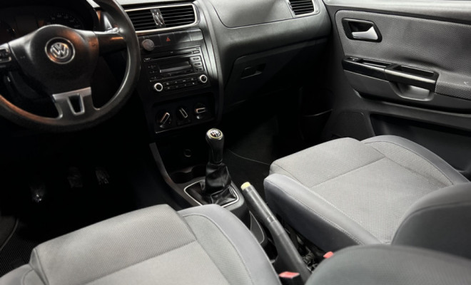 VW - VolksWagen Fox 1.0 Mi Total Flex 8V 5p 2012 Flex-9