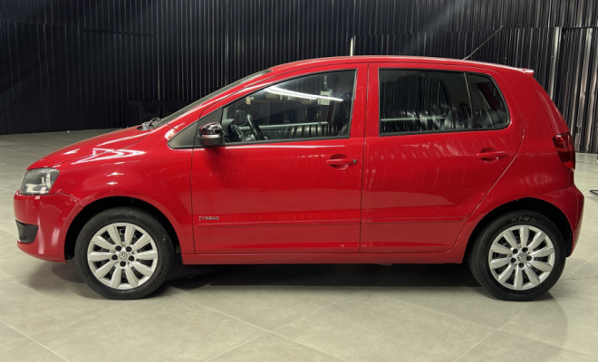 VW - VolksWagen Fox 1.0 Mi Total Flex 8V 5p 2012 Flex-1