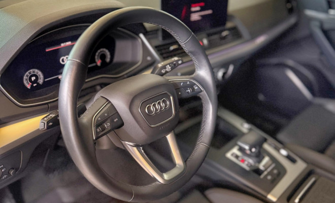 Audi Q5 S-Line 2.0 TFSI Quattro S-tronic 252cv 2023 Gasolina-1