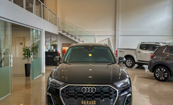 Audi Q5 S-Line 2.0 TFSI Quattro S-tronic 252cv 2023 Gasolina-0